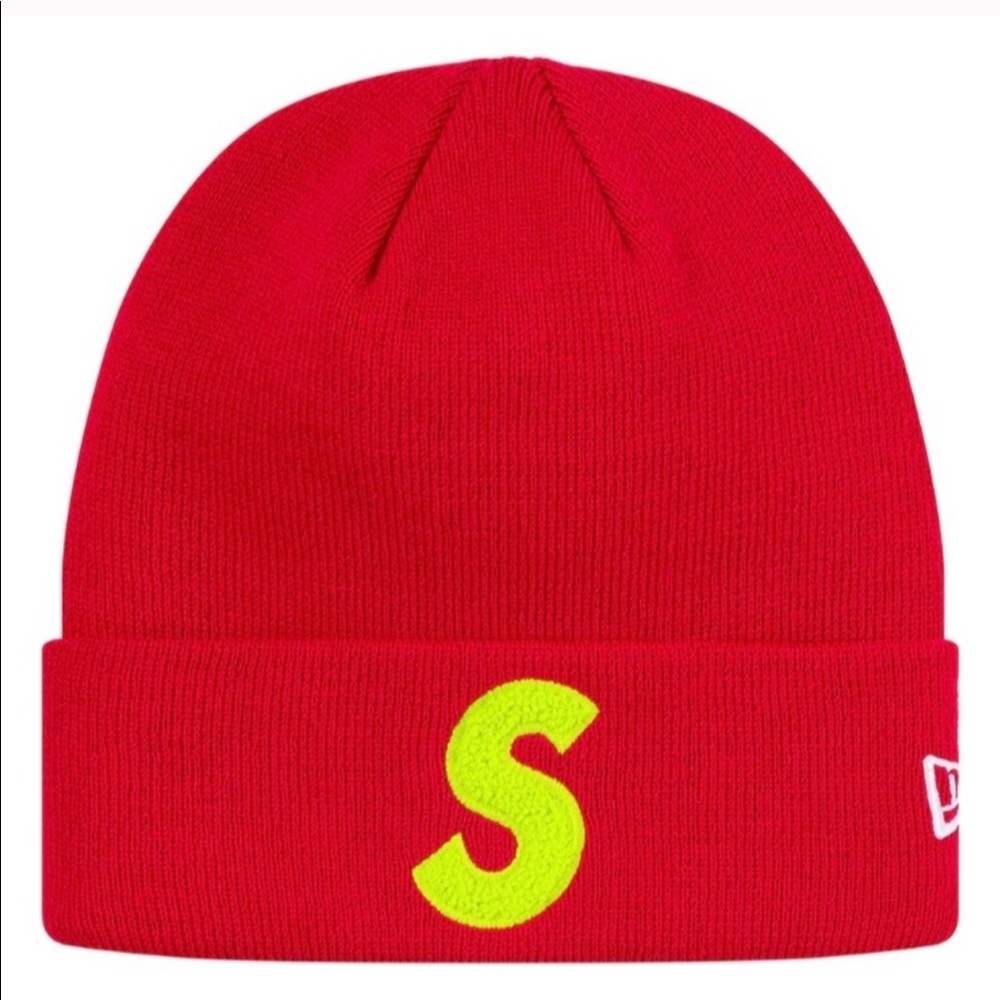 Supreme New Era Logo Beanie SOLD OUT red